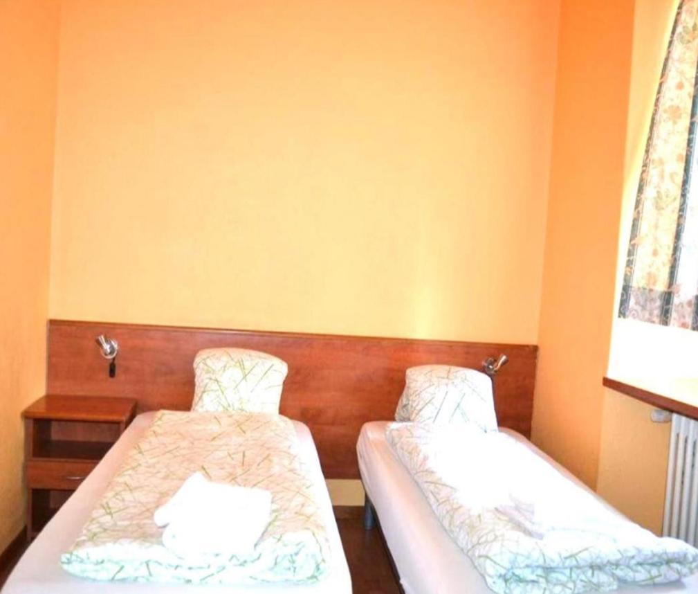Hotel Leon D'Or Bellinzona Luaran gambar